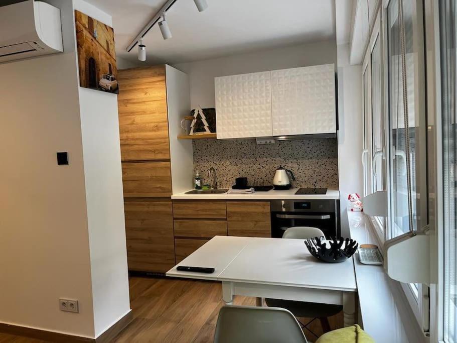 Sten Apartma *