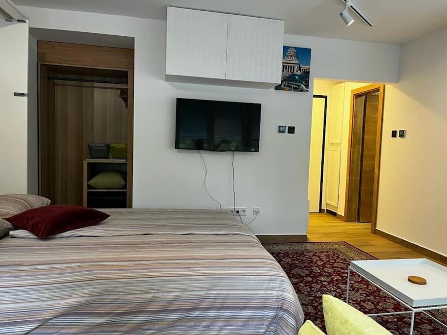 Sten Apartma *