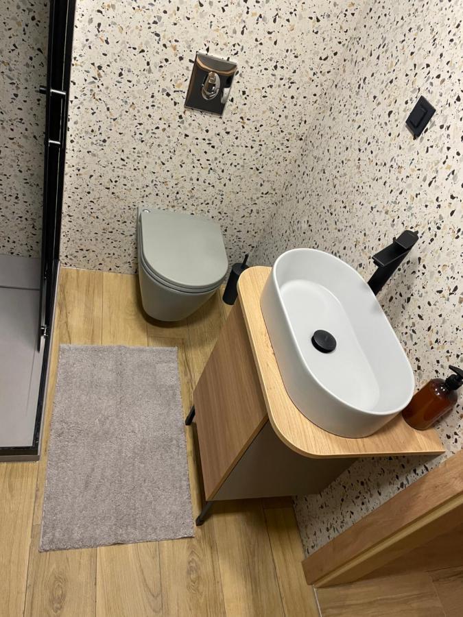 Sten Apartma